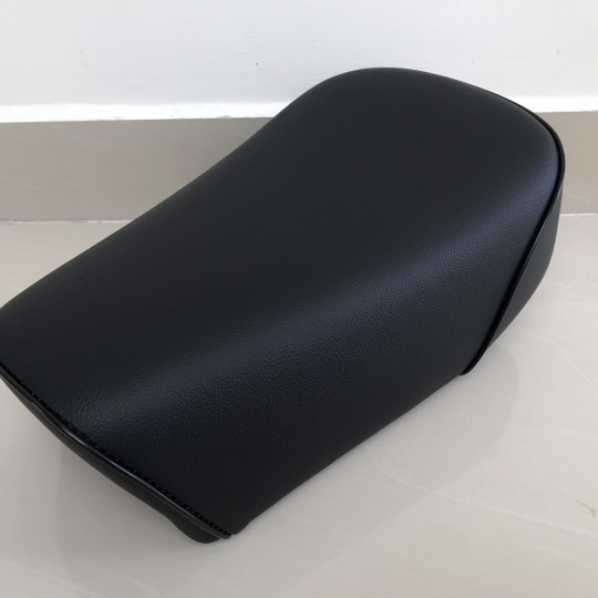 Honda MR50 MR 50 Elsinore K0 Complete Motorcycle Seat Saddle.