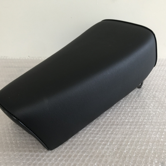 1977-1978 Honda XR75 XR 75 Complete Motorcycle Saddle Seat Pan.