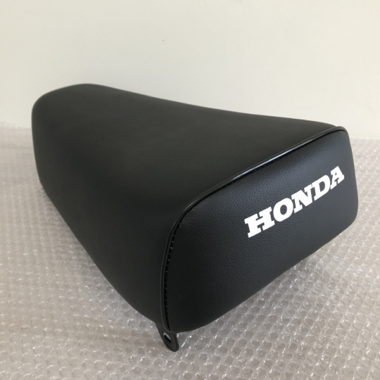 1977-1978 Honda XR75 XR 75 Complete Motorcycle Saddle Seat Pan.
